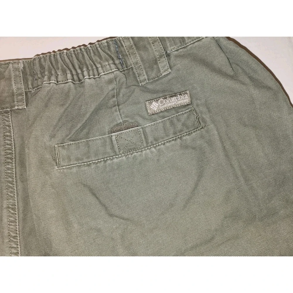Columbia Canvas Mens Cargo Outdoor Fishing Hiking Green Shorts Size 2XL Stretch